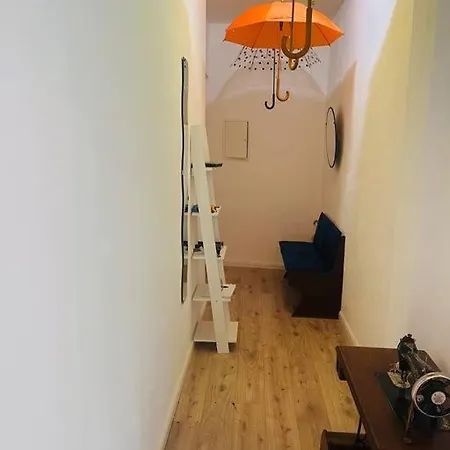 Lägenhet Kuenstlerisches *